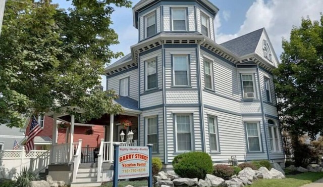Barry Street Historical Loft - But so much more! in Olean