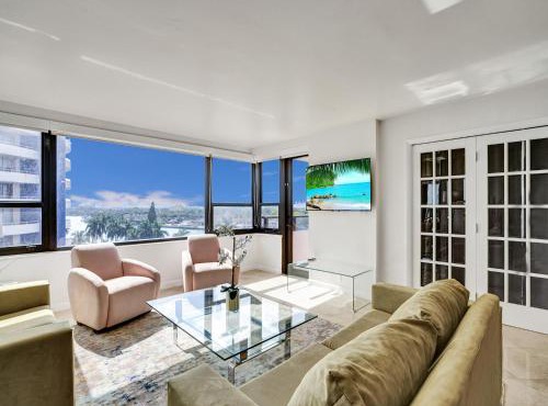 Beach Resort condo 921
