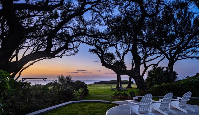 Beachview Club Hotel
