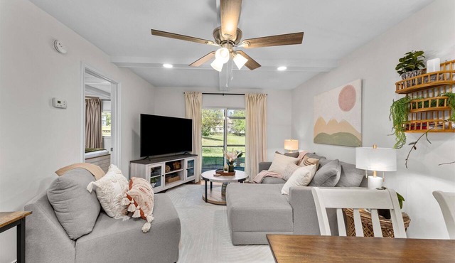 Beautiful 2 bedroom 2 bathroom condo with patio. The sleeping arrangements for this property are 2 queen beds.
