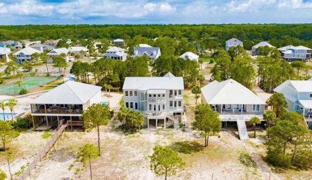 Beautiful Gulf Front home in gated East End community