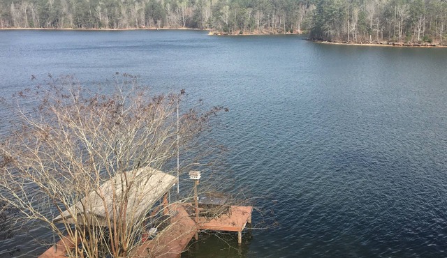 Beautiful lake Martin!! Great family fun and memories!