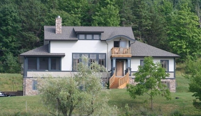 Beautiful Timber-Frame Cottage - Canandaigua Lake in Middlesex