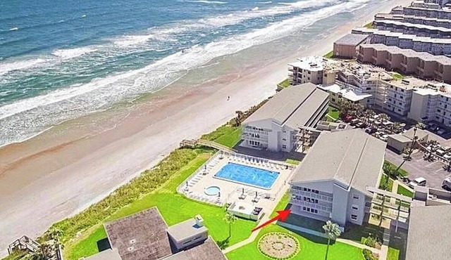 Beautifully Updated Ground Floor Condo, Direct OCEAN Front on NO-DRIVE Beach!