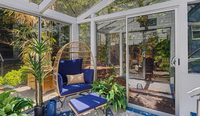 Bella Azul - Charming Home Minutes from Campus home in Eugene