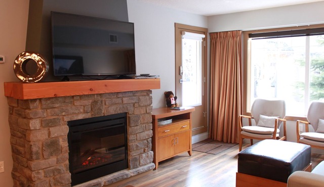 -BLISSFUL 2 BEDROOM IN THE BEAUTIFUL BOW VALLEY CORRIDOR! in Canmore