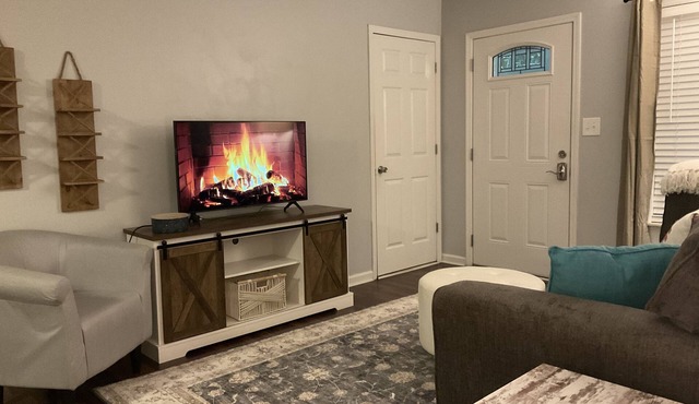 Blue Haven Bungalow of the Smokies East TN 's Best Getaway Home away from Home in Morristown