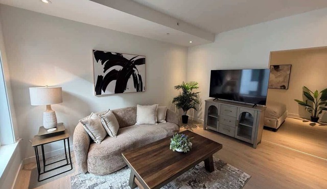 Bright, warm & spacious 1 BR in North End Halifax in Halifax