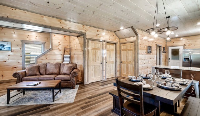 Cabin Bliss | Hot Tub, Games & Scenic Yard Escape