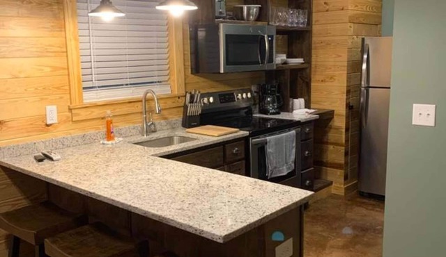 CABINS OF LAY LAKE AT BEESWAX CABIN #5