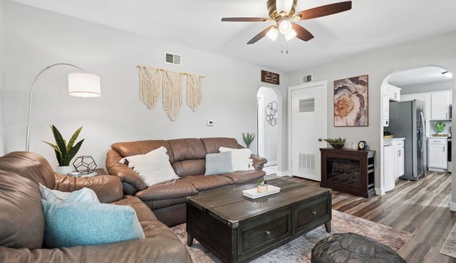 Cedar Grove Oasis: Huge Private Yard + Gazebo in Cedar Rapids