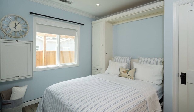 Charming 1-bedroom guest suite in welcoming Pasadena with AC, WiFi in Pasadena