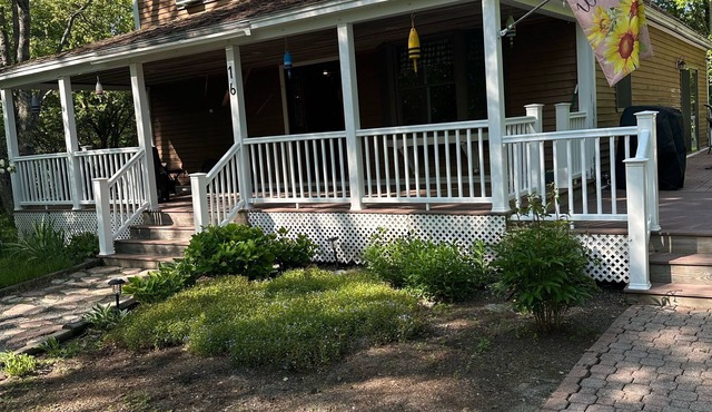 Charming 3 Bedroom Home, Centrally Located In The Heart Of Acadia National Park.