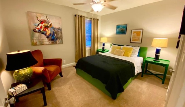 Charming Condo Near Downtown, NCSU and PNC Arena in Raleigh