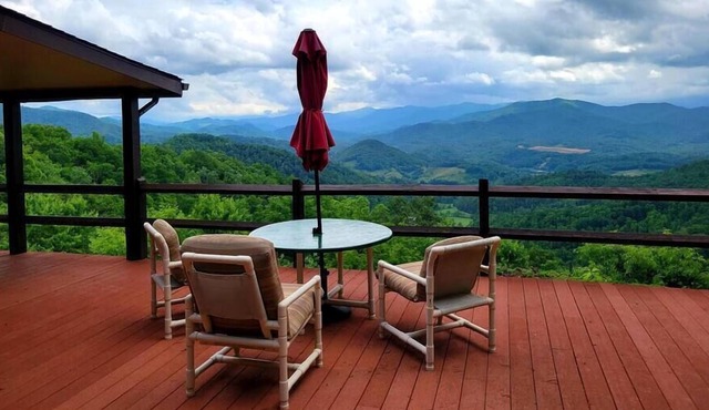 Charsley Mountaintop Retreat