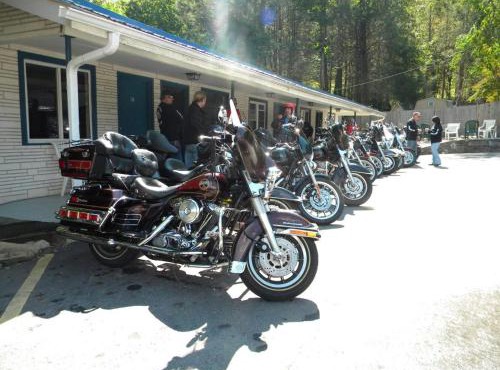 Clarketon Motel - Maggie Valley