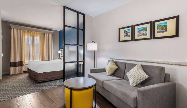 Comfort Suites Macon Northwest