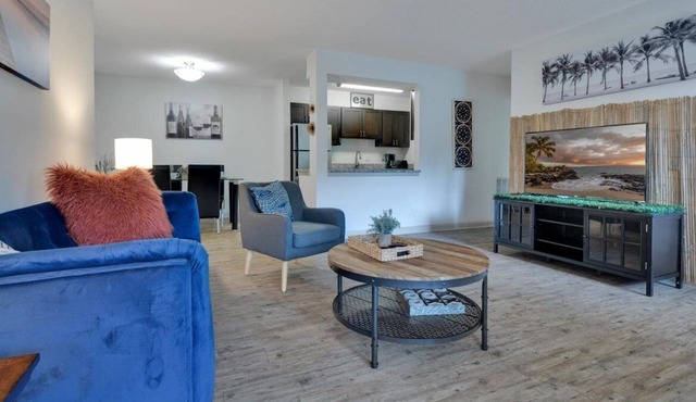 Comfy PTC Luxury Condo! * Pet Friendly!