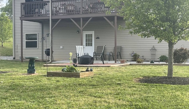 Country Setting with Cozy One Bedroom Unint