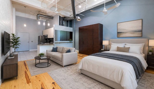 Cozy 1-bedroom studio within walking distance to the Mercedes Benz Stadium