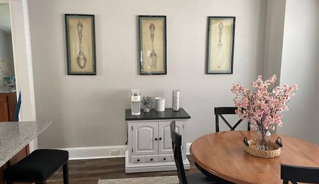 Cozy 3 BR & small fenced yard in Wilmington