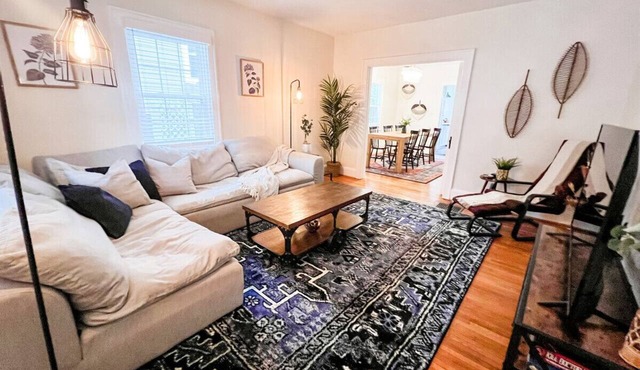 Cozy Craftsman | East Hyde Park in Cincinnati