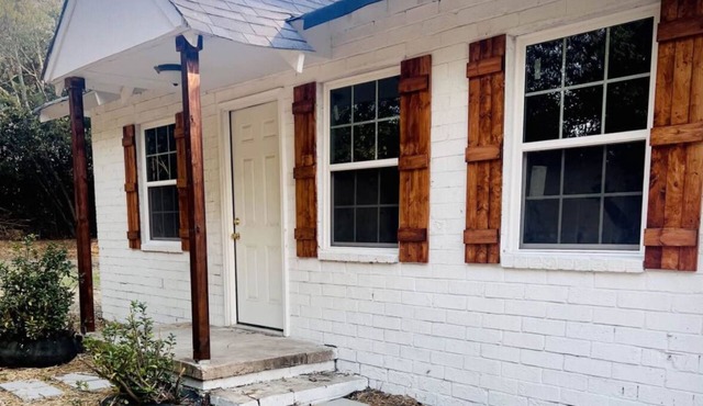 Cozy Duplex Retreat Near Mercer University & Downtown Macon