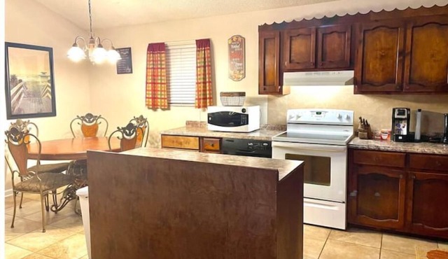 Cozy Home- Near Perry Fair - Rigby's-Robins AFB