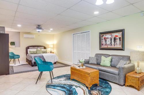 Cozy Jonesboro Studio w/Patio ~ 22 Mi to Atlanta!