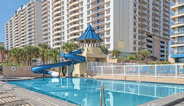 Daytona Beach | Boardwalk Getaway | Pool, Dining & Coastal Fun