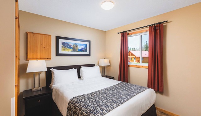 Double Bedroom Unit in the Mountain in Jasper east