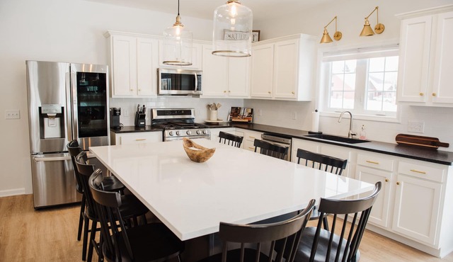 Ellicottville Getaway - Cozy, NEWLY built townhouse with 4 bedrooms and 2.5 bath
