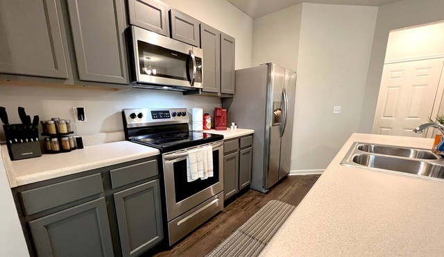 Exquisite 3-Bedroom Home in Desirable Atlanta Neighborhood