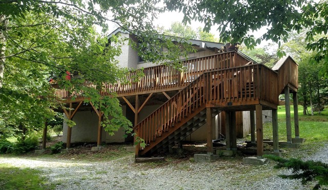 Fall Mountain Getaway in Cozy Comfort in Beech Mountain