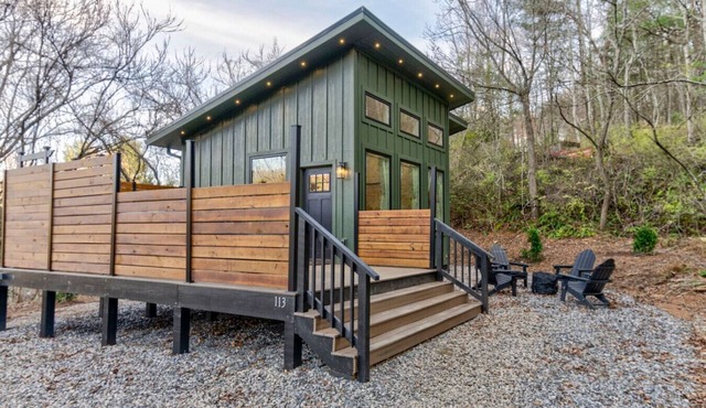 Forestwood Cabin | Cozy Couples Cabin w/Hot Tub
