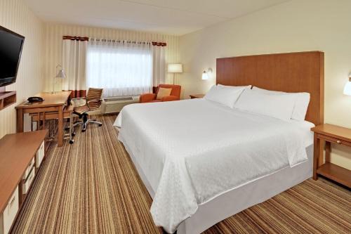 Four Points by Sheraton Cambridge Kitchener, Ontario in Cambridge