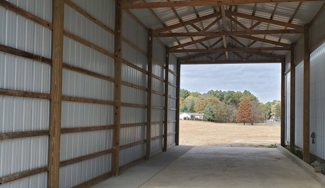 Full Hook, Covered, Private RV Pull Through Spot in Southern Illinois in Carterville
