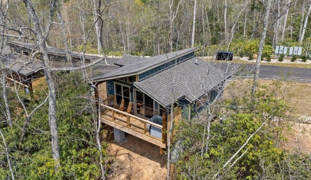 Gatlinburg 24 min + HotTub +King Bed #4