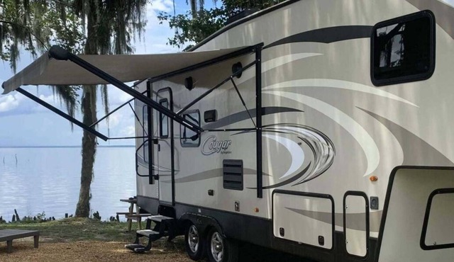 Get Ready for Adventure! Close to Daytona Beach's Boar! Free Parking