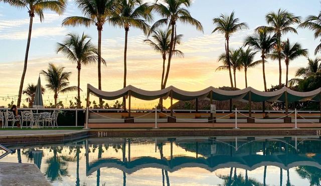 Getaway Suite w/Spectacular Bay Views & Pool Access!