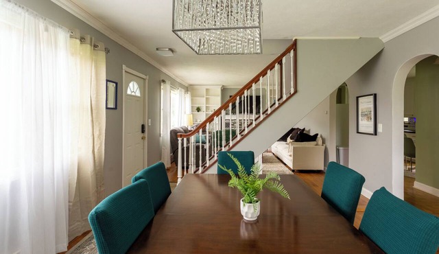 Gorgeous 5-bedroom house in welcoming Ellicottville perfect for families