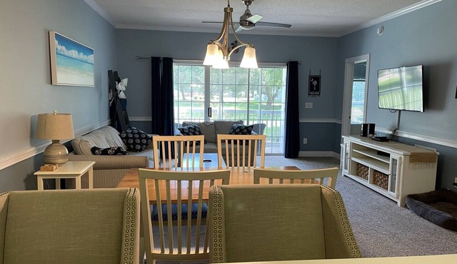 Gorgeous Pet Friendly First Floor Condo in Myrtlewood Villas