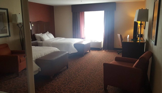 Hampton Inn & Suites Peru in Peru