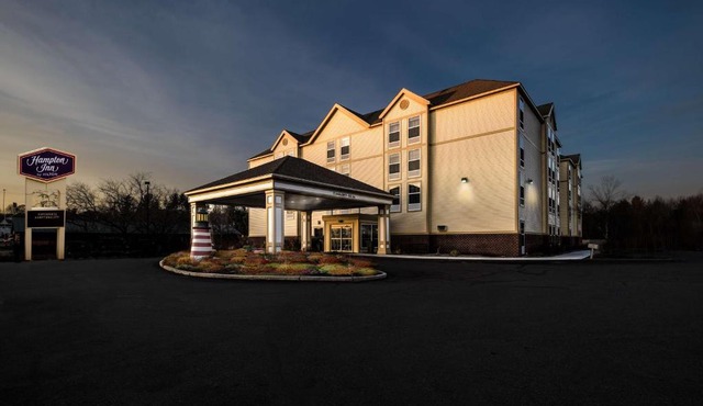 Hampton Inn Waterville in Waterville