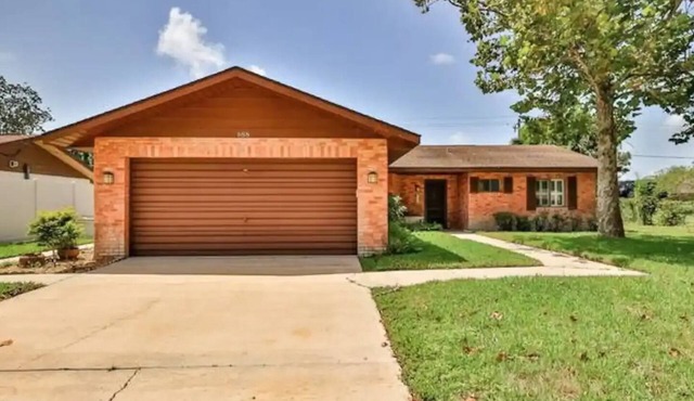Heated salt water pool with SPAnn