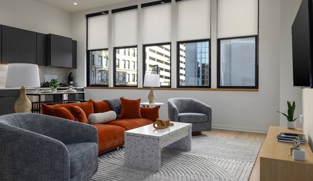 Heritage Loft – Couples/Studio/WiFi/City Views