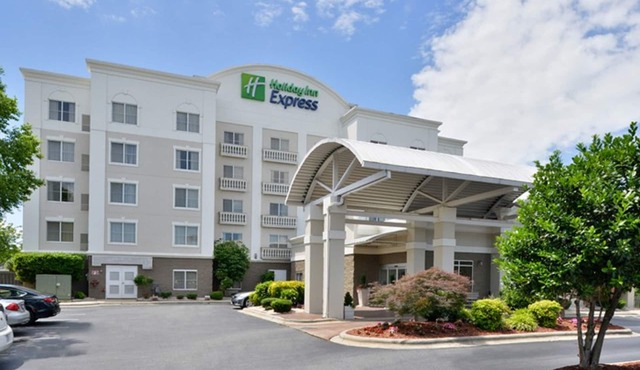Holiday Inn Express Hotel & Suites Mooresville - Lake Norman by IHG