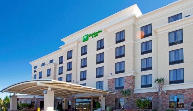 Holiday Inn & Suites Stockbridge Atlanta I-75 by IHG