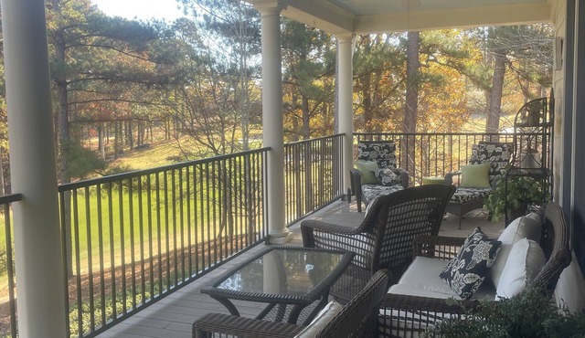 INCREDIBLE 4,000 SQ FT GEM NESTLED IN REYNOLDS LAKE OCONEE WITH GOLF COURSE VIEW