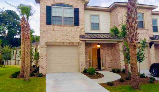 Island House - Pets Welcome -St Simons Island